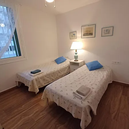 215 Azahara By Tenerife & Sales * Playa de las Americas (Tenerife)